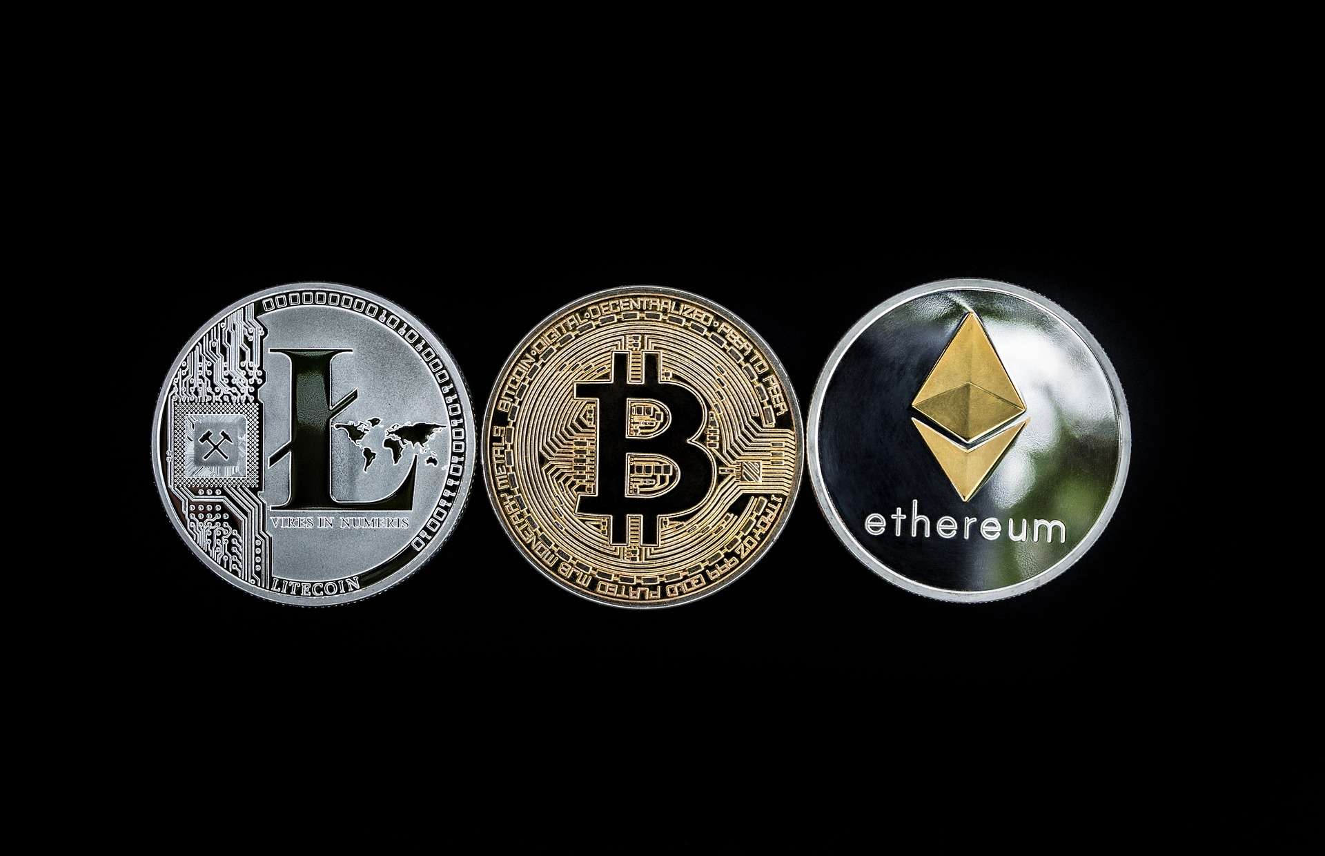 What is Cryptocurrency? Benefits of Cryptocurrencies and Importance